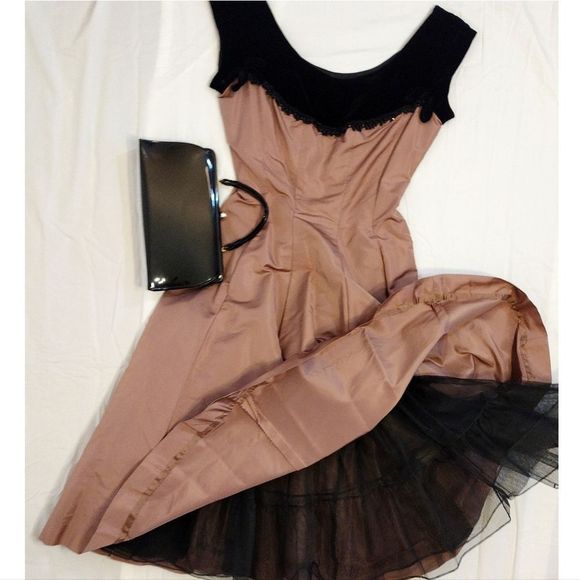 Handmade Vntg 1950s Black Velvet & Brown Midi Swing Dress - Picture 10 of 16